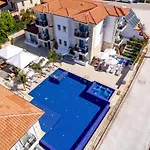 La Kumsal Kaş