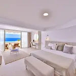 La Kumsal Kaş