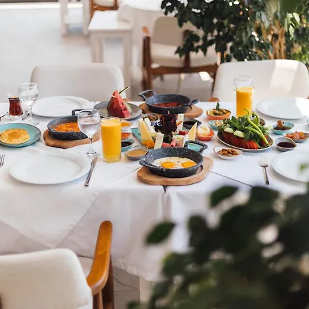 La Kumsal Kaş