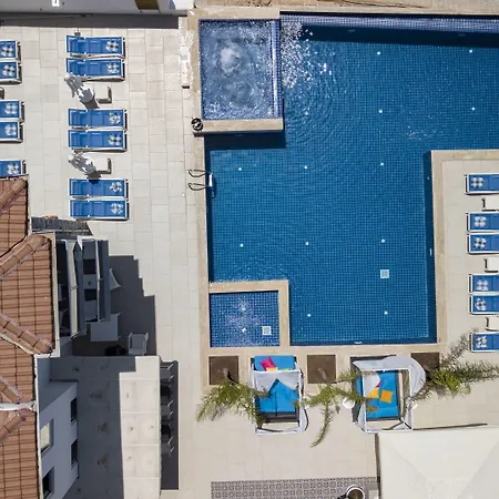 Hotel La Kumsal 3*