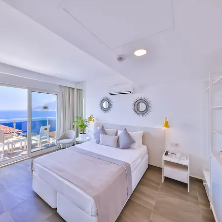 La Kumsal Kaş