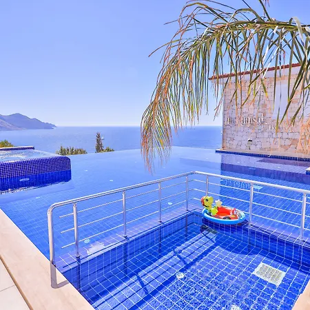 Hotel La Kumsal 3*